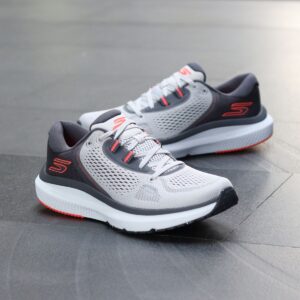 Lightweight Athletic Running Shoes